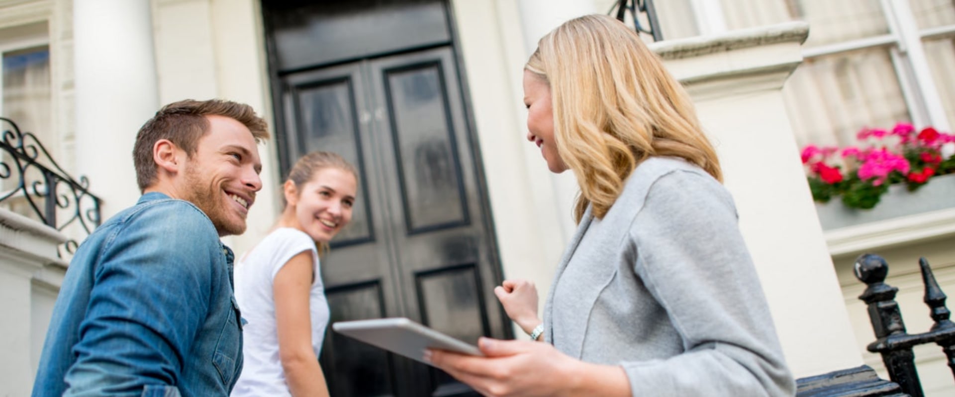 Checking References and Reviews for Maine Real Estate Agents